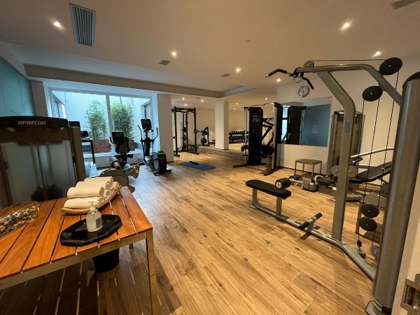 Riva Lake Lodge Main image